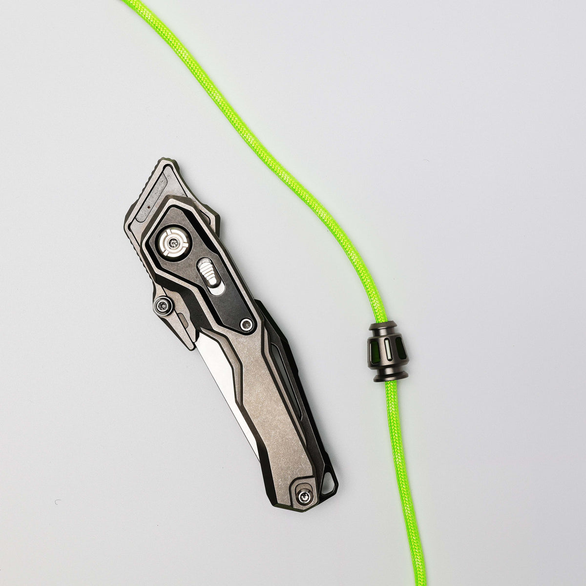 Titanium Lantern Tritium Bead