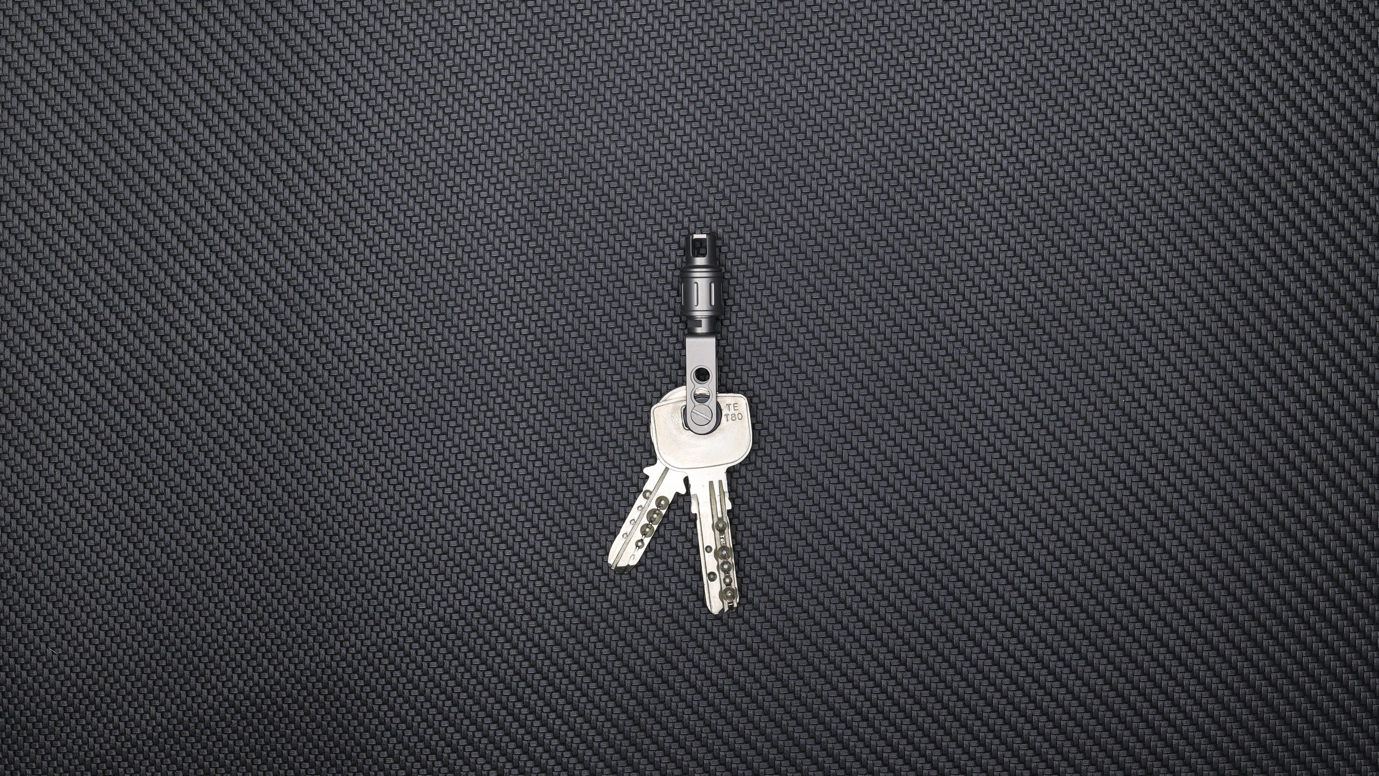 Q1 Titanium Key Organizer